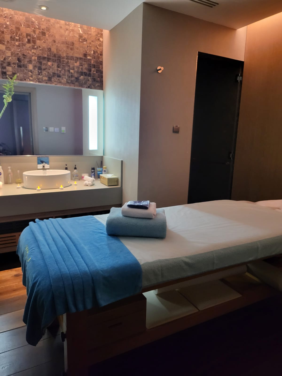 Relaxing Massage.jpeg Relaxing Massage.jpeg