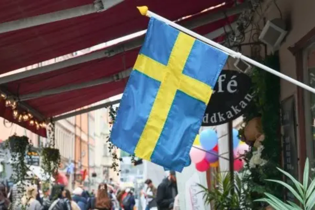 FX Daily: Hawkish Wave To Hit Scandinavia Today