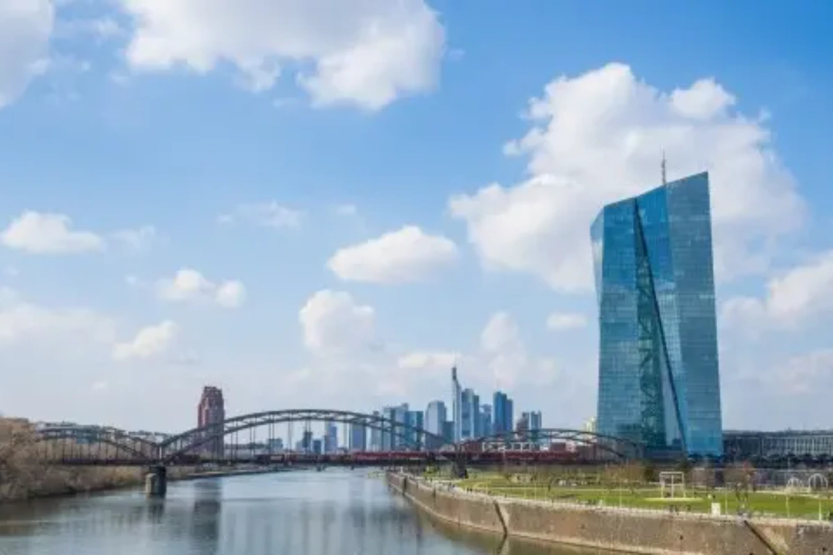 ECB Hikes Interest Rates By 25bp To Bring Deposit Rate To 2.5%
