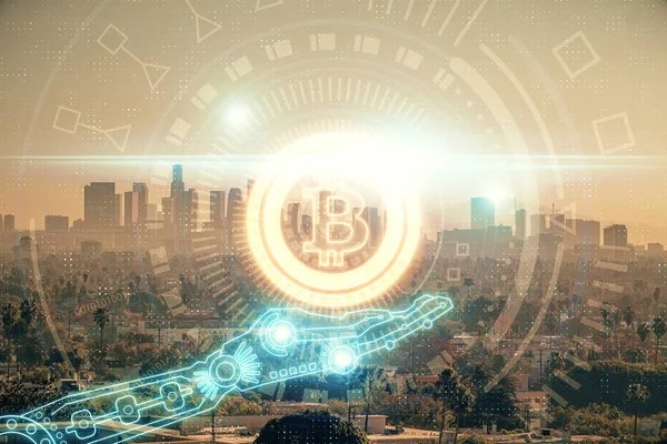 BTC/USD Signal: Remains In A Tight Range As Institutional Demand Wanes