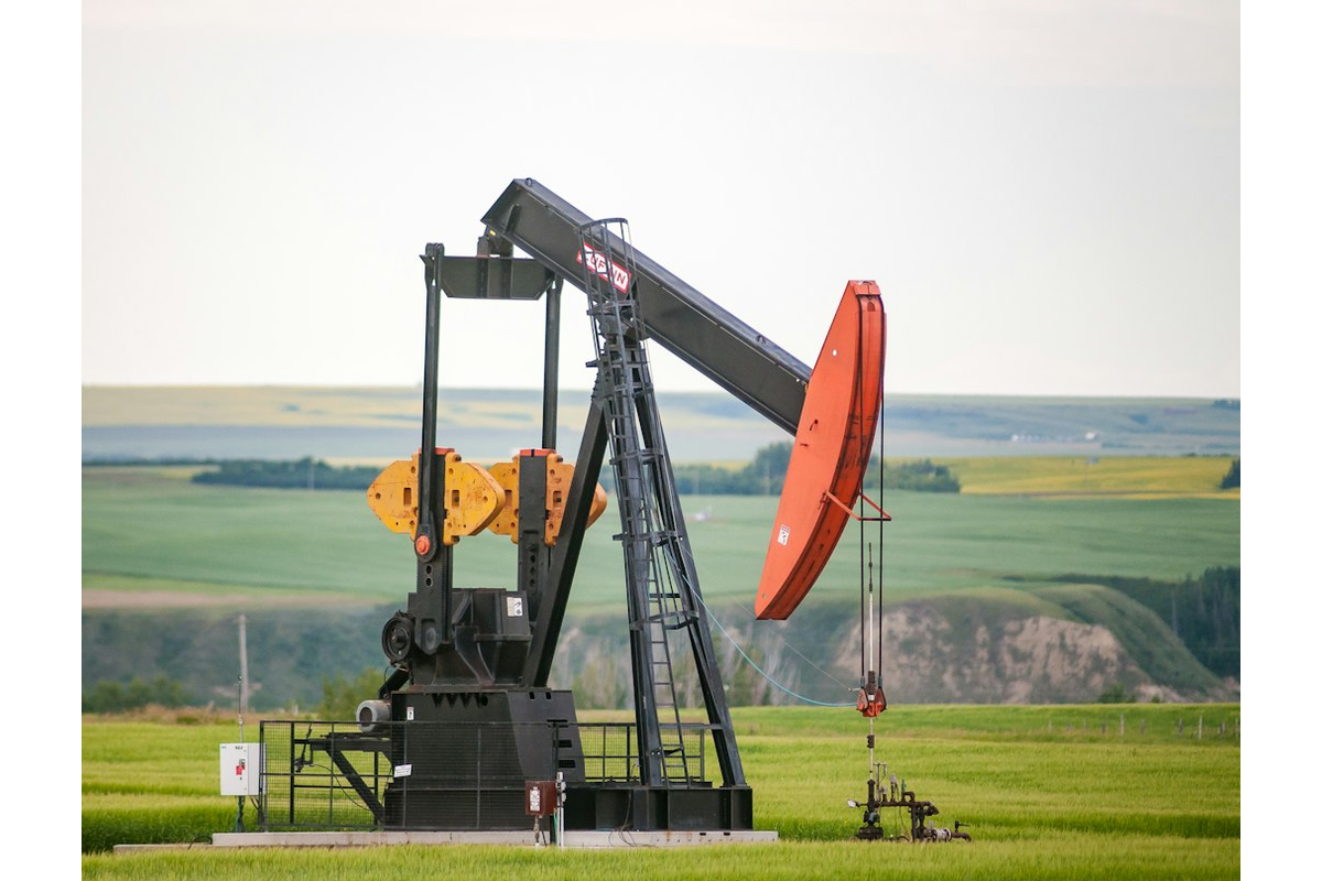 Crude Oil Prices Trade Near $100 Per Barrel