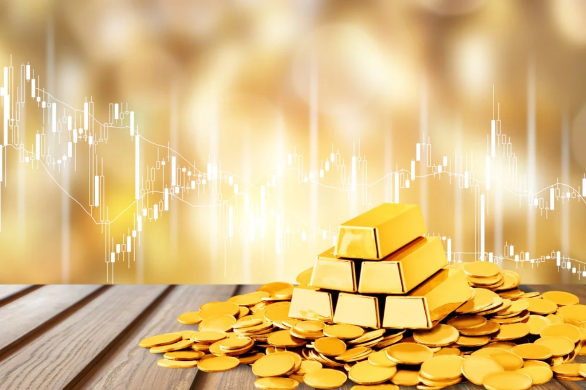 Gold Holds Recovery As Lower Fed Hike Bets Weigh On Dollar