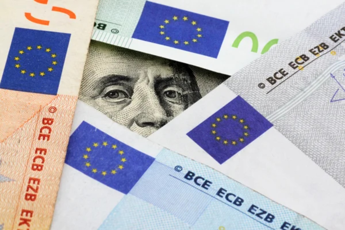 EUR/USD Signal: Pulls Back As Focus Shifts To Jackson Hole