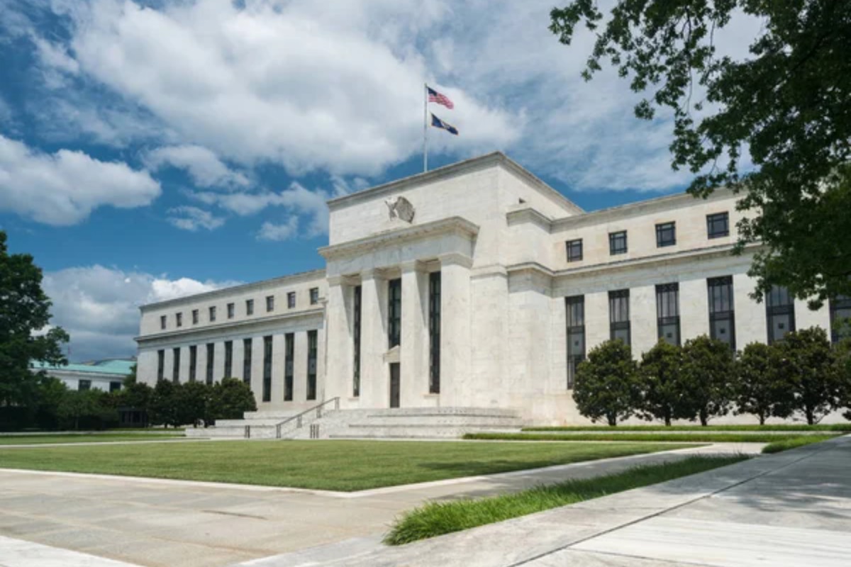 Weekly Market Pulse: Hiking With Warsh
