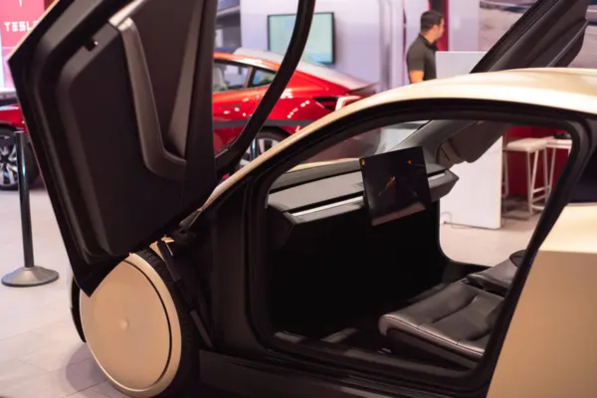 Testing The Tesla Robotaxi Premium