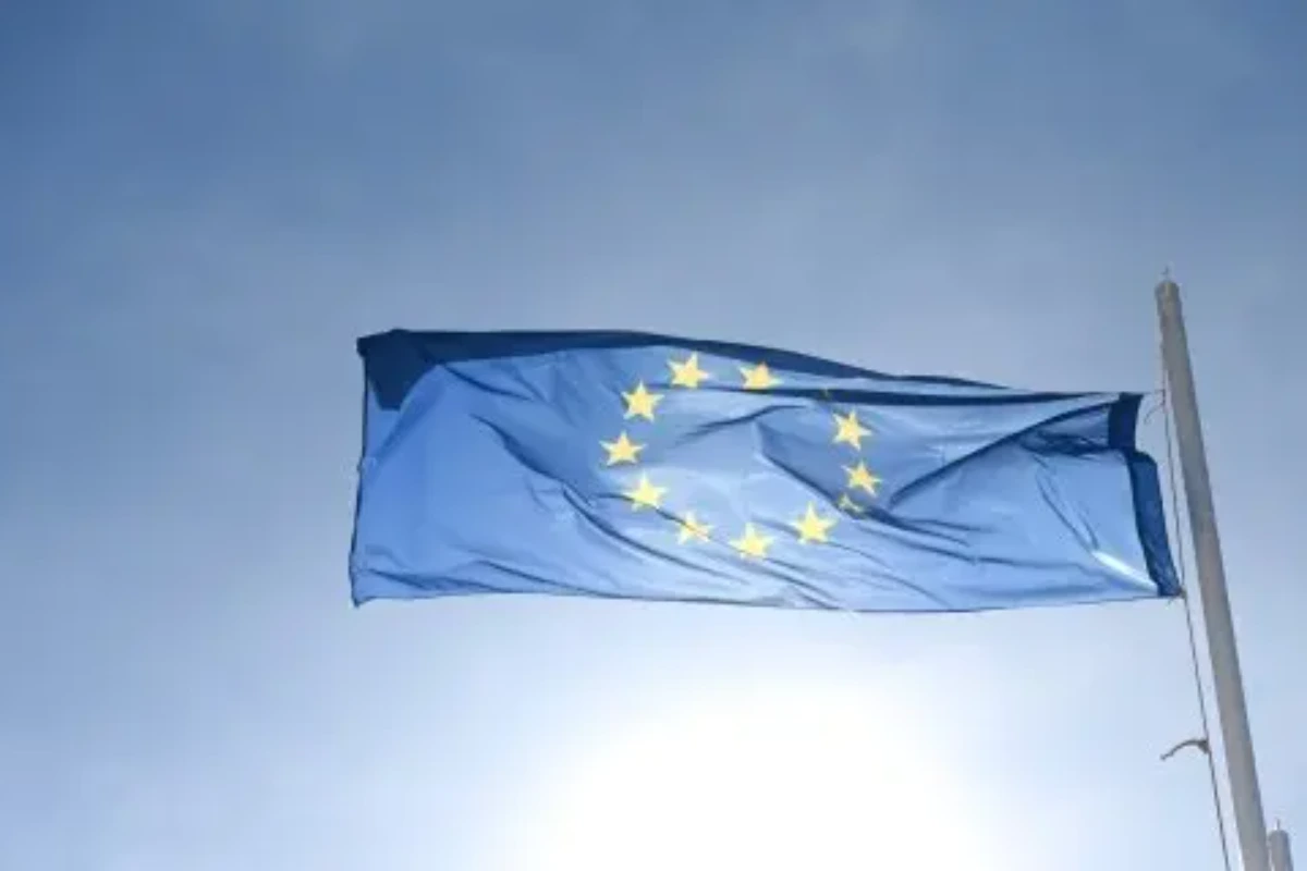 Eurozone PMI In Line With Continued Steady Growth Despite Global Unrest