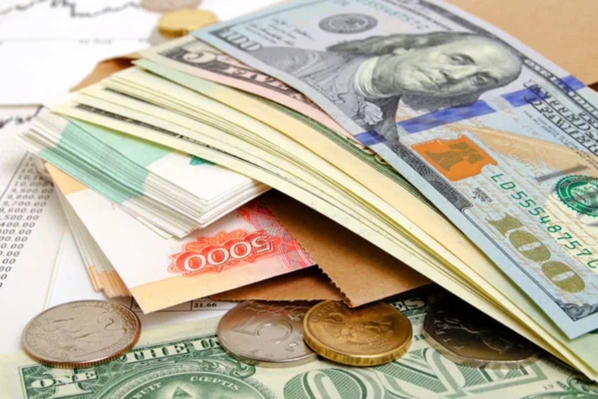 GBP/USD Signal: Golden Cross Forms Ahead Of US PCE Data And Jackson Hole