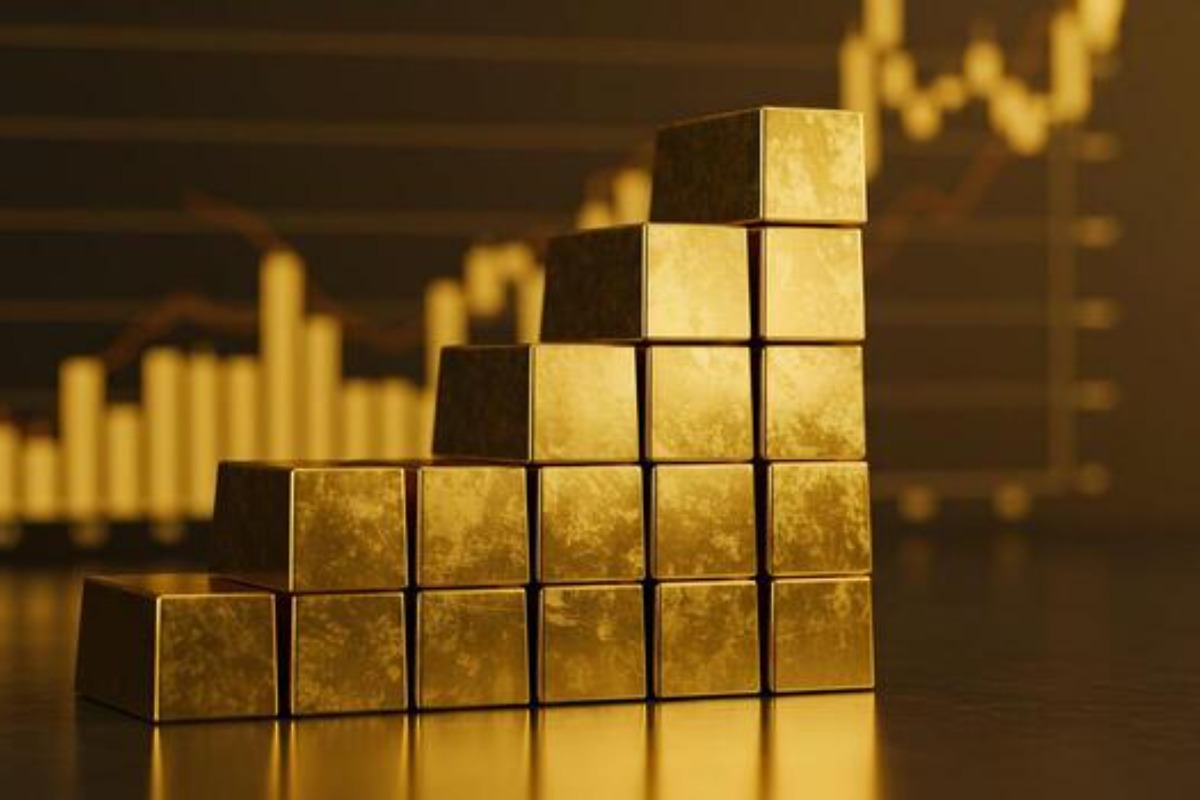 Gold Declines As Higher Yields And Fed Rate Hike Bets Weigh On Prices