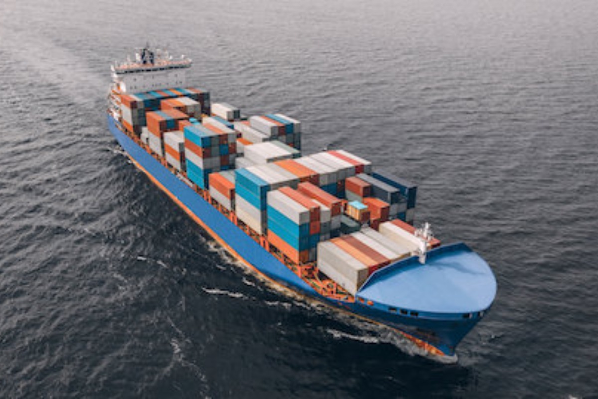A More Reliable Shipping Stock For Income Investors