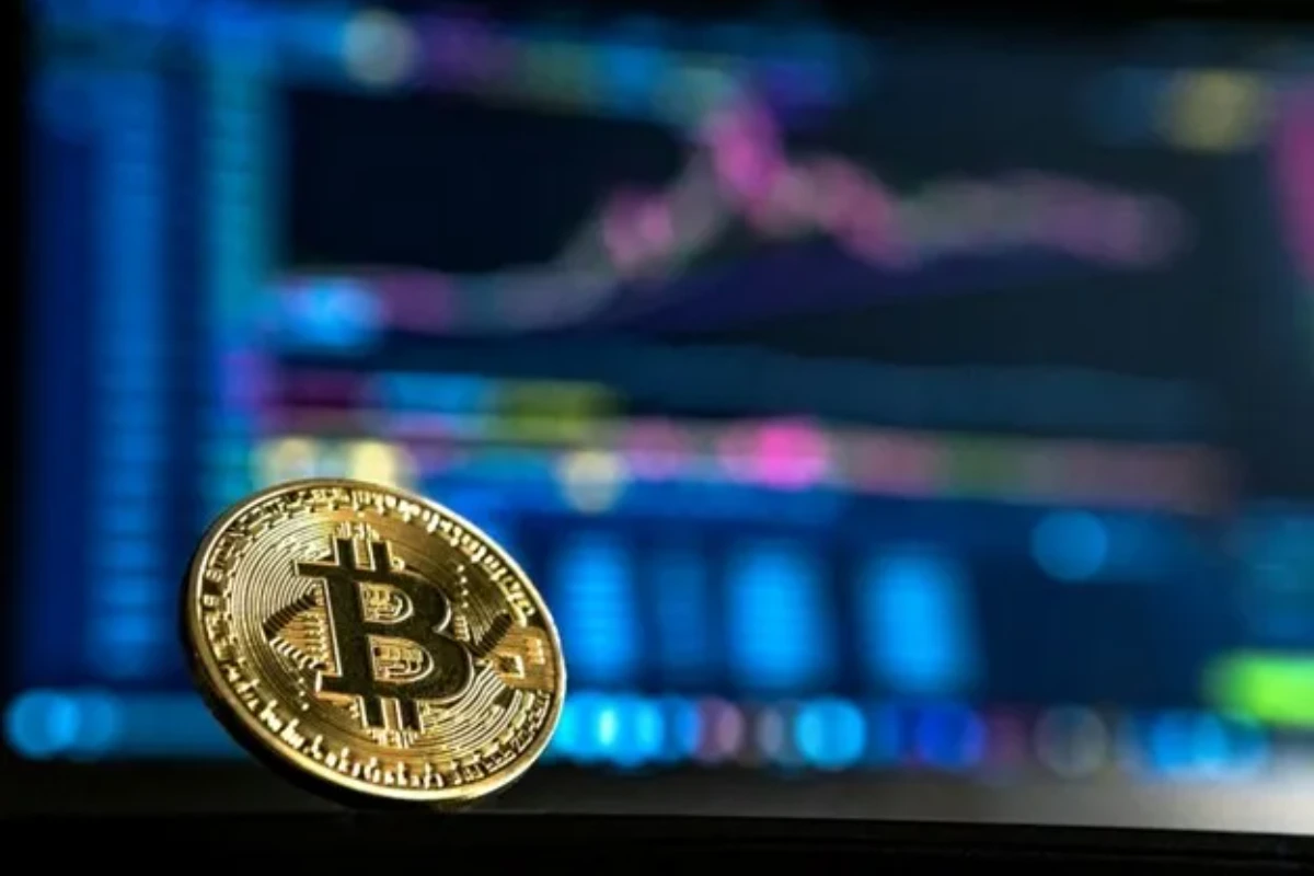 Bitcoin Holds Above $77,000