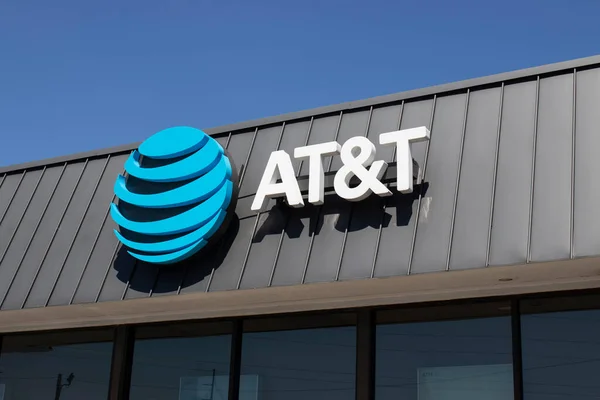 AT&T Q3 Earnings And Revenues Top Estimates