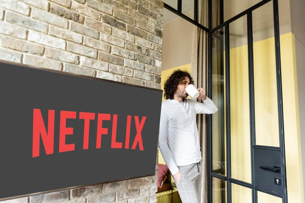 Netflix Stock Falls 3% As Content Shake-Up Fails To Ease Investor Worries
