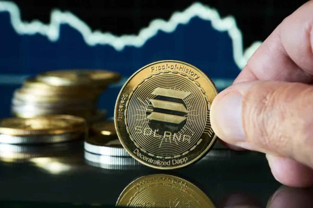 Solana Jumps 6% As Fed Shock Settles: Three Catalysts Line Up For A $130 Breakout