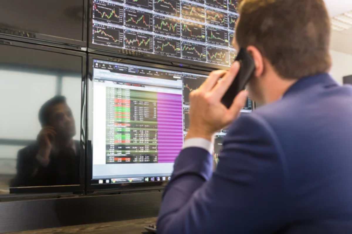 Nifty Below 24,100; Maruti Suzuki & SBI Top Losers