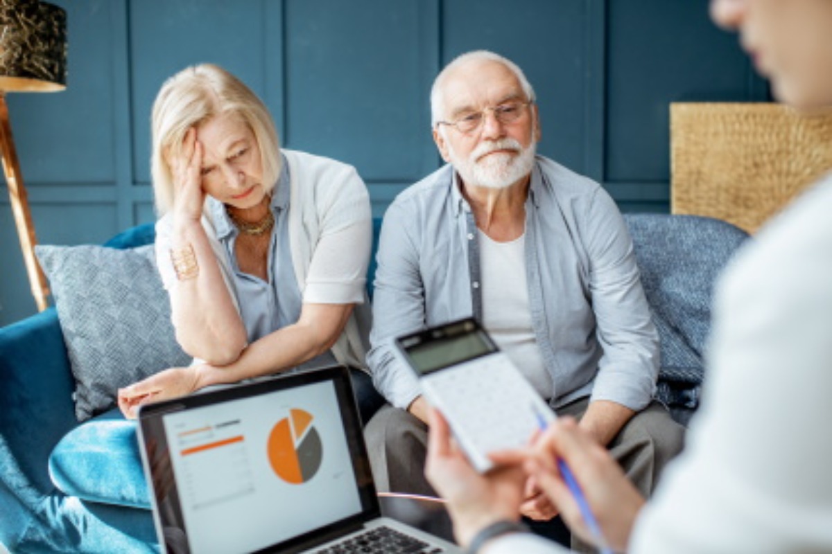 How Retirees Can Earn More Than 4% Extra Income