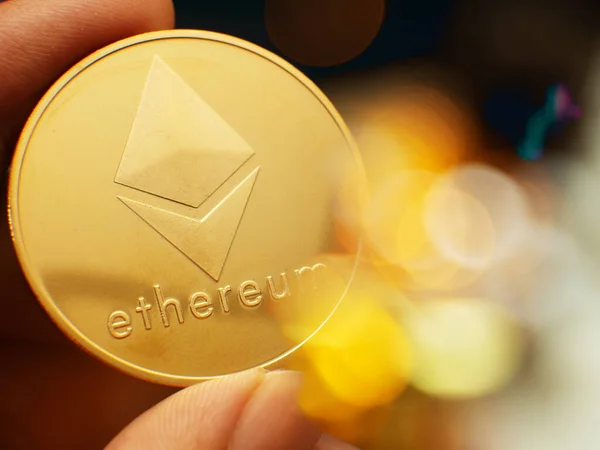 depositphotos_437493728-stock-photo-gold-ethereum-coin-digital-money.jpg depositphotos_437493728-stock-photo-gold-ethereum-coin-digital-money.jpg
