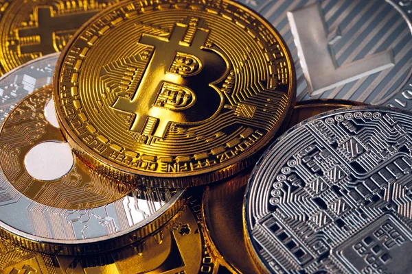 depositphotos_270400936-stock-photo-set-of-cryptocurrencies-with-bitcoin.jpg depositphotos_270400936-stock-photo-set-of-cryptocurrencies-with-bitcoin.jpg