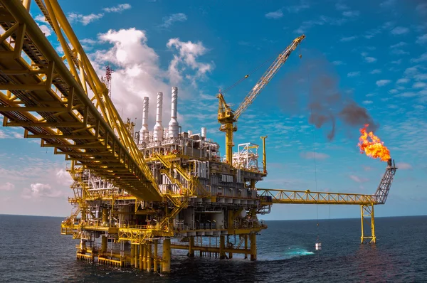 depositphotos_54942913-stock-photo-oil-and-gas-platform-in.jpg depositphotos_54942913-stock-photo-oil-and-gas-platform-in.jpg