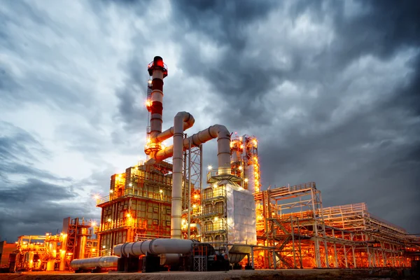 depositphotos_52686115-stock-photo-oil-and-gas-processing-plant.jpg