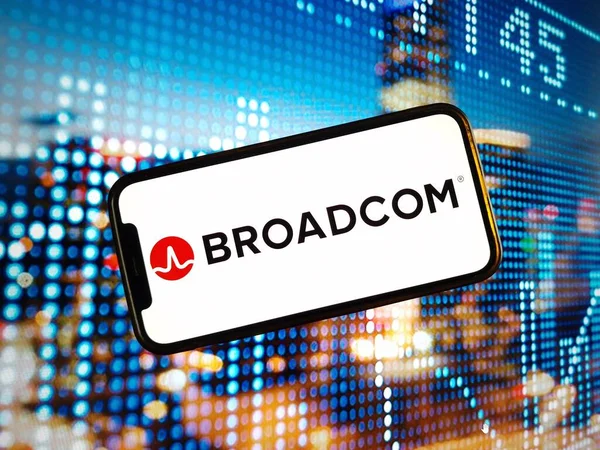 Broadcom Inc: Chart Analysis