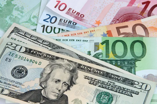 depositphotos_18284539-stock-photo-us-dollar-versus-euros.jpg depositphotos_18284539-stock-photo-us-dollar-versus-euros.jpg