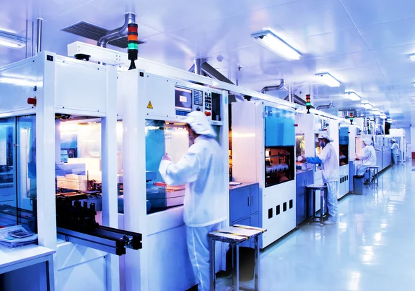 depositphotos_18976207-stock-photo-automated-production-line-in-modern.jpg