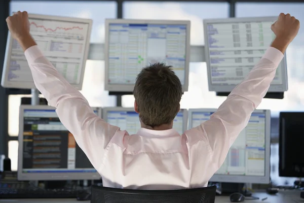 depositphotos_33846119-stock-photo-businessman-watching-computer-screens.jpg depositphotos_33846119-stock-photo-businessman-watching-computer-screens.jpg