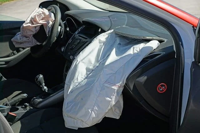 crash-test-1620608_640.png crash-test-1620608_640.png