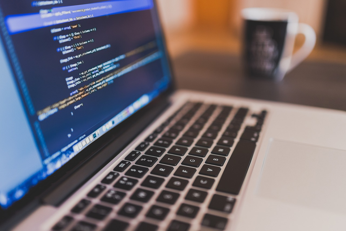 Stock Analysis: Open Text Sees Gain Of 8.26% Next Year