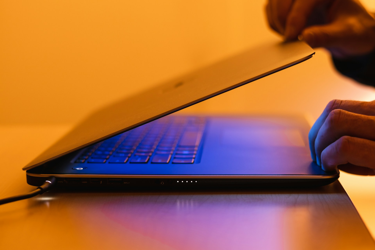 Dell Stock Is Falling This Week: Is This A Golden Opportunity To Buy The Dip?