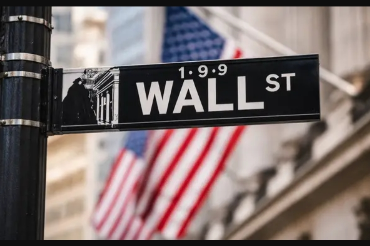 Dow Falls 189 Points As AI Stocks Slide And Oil Prices Surge