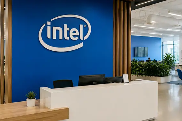 Intel Stock Plunges 17% After Weak Q4 Forecast Overshadows AI Growth