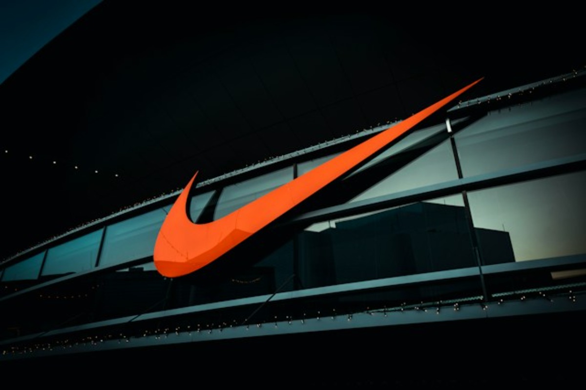 Nike Q1 Earnings Surpass Estimates
