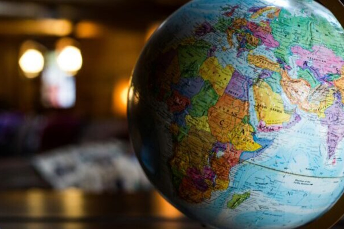 3 Ways To Diversify Your Stock Portfolio To Maximize Returns