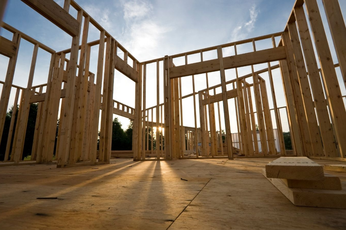 Iran War Sends Housing Starts Tumbling