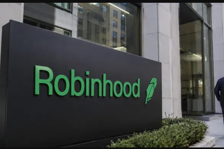 Robinhood Stock Rises As Analysts See Growth Beyond Its Brokerage Business