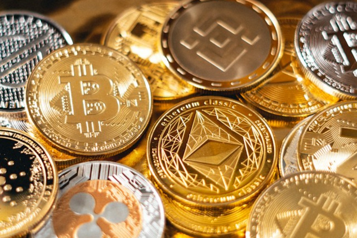 Bitcoin Dominance Warning? Alts About To Collapse? Deep Dive Into Crypto