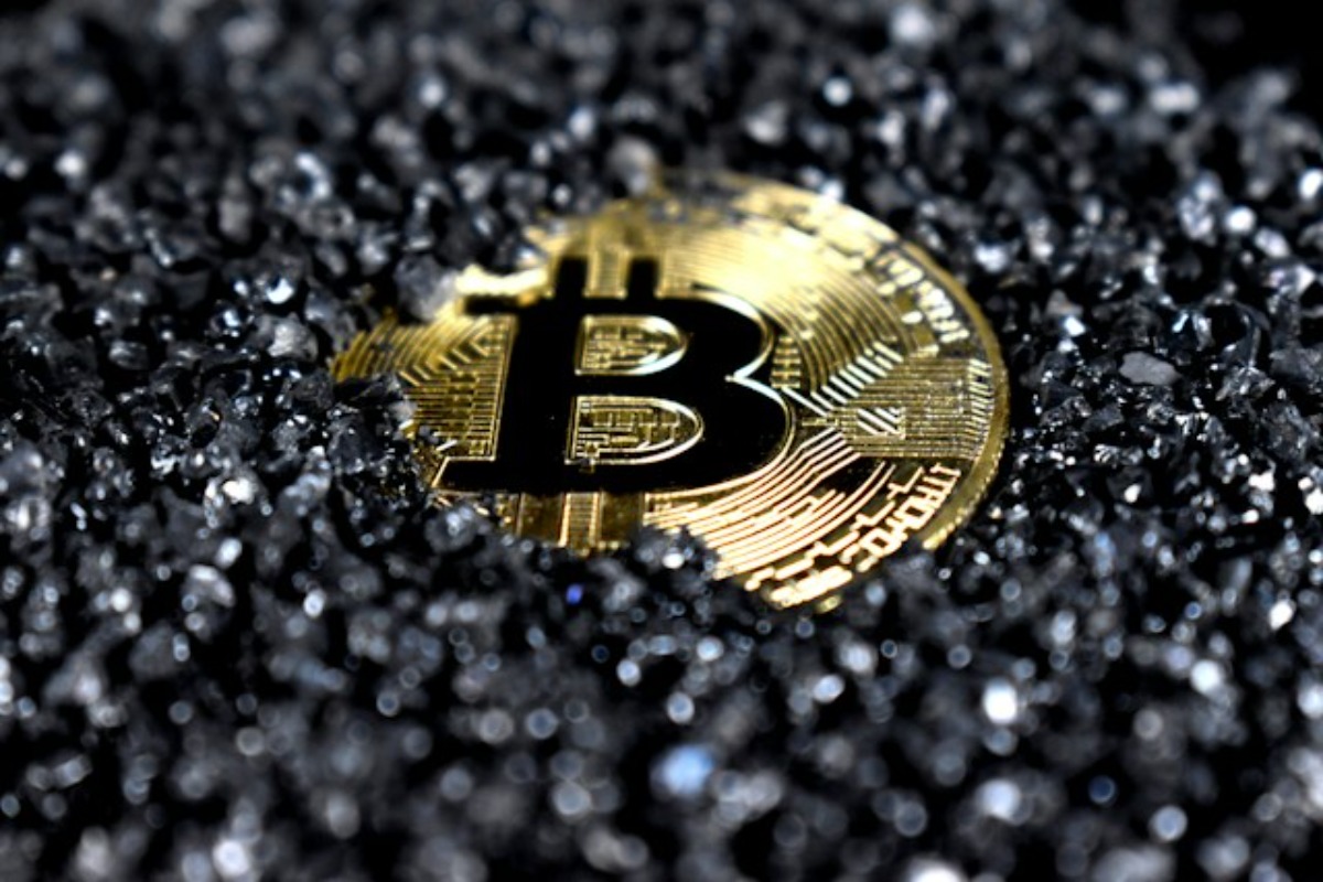 Bitcoin Holds $75,500: Is The Bear Market Low In? Massive Reveal