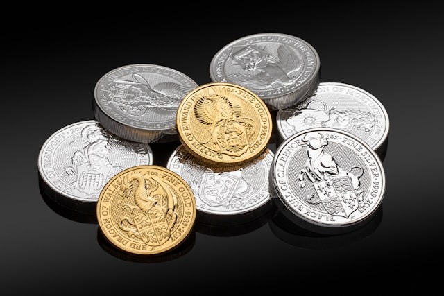 Gold & Silver: The Common Thread Behind Today's Biggest Risks