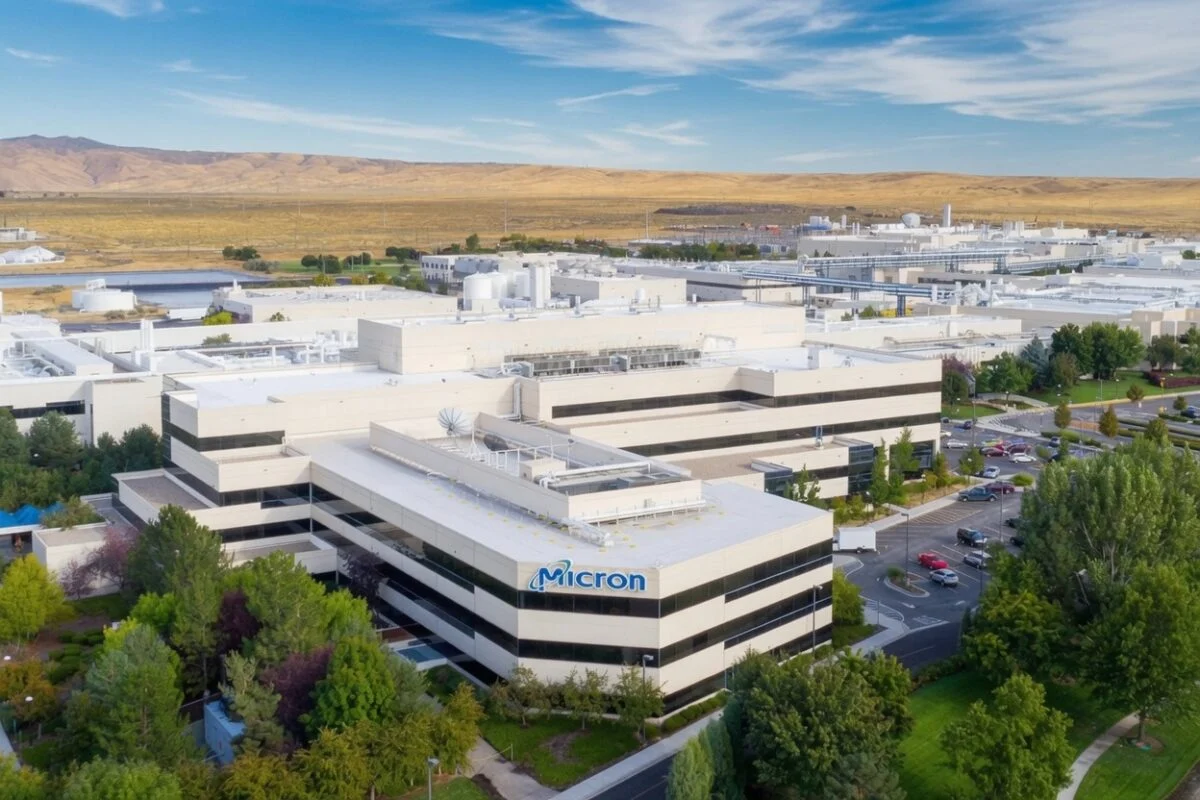 Apple Wants Chinese Chips. Micron Says No. Trump Has To Pick A Side.