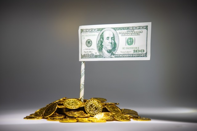 Set Free From Gold, The Fed And Both Aisles Ruined America