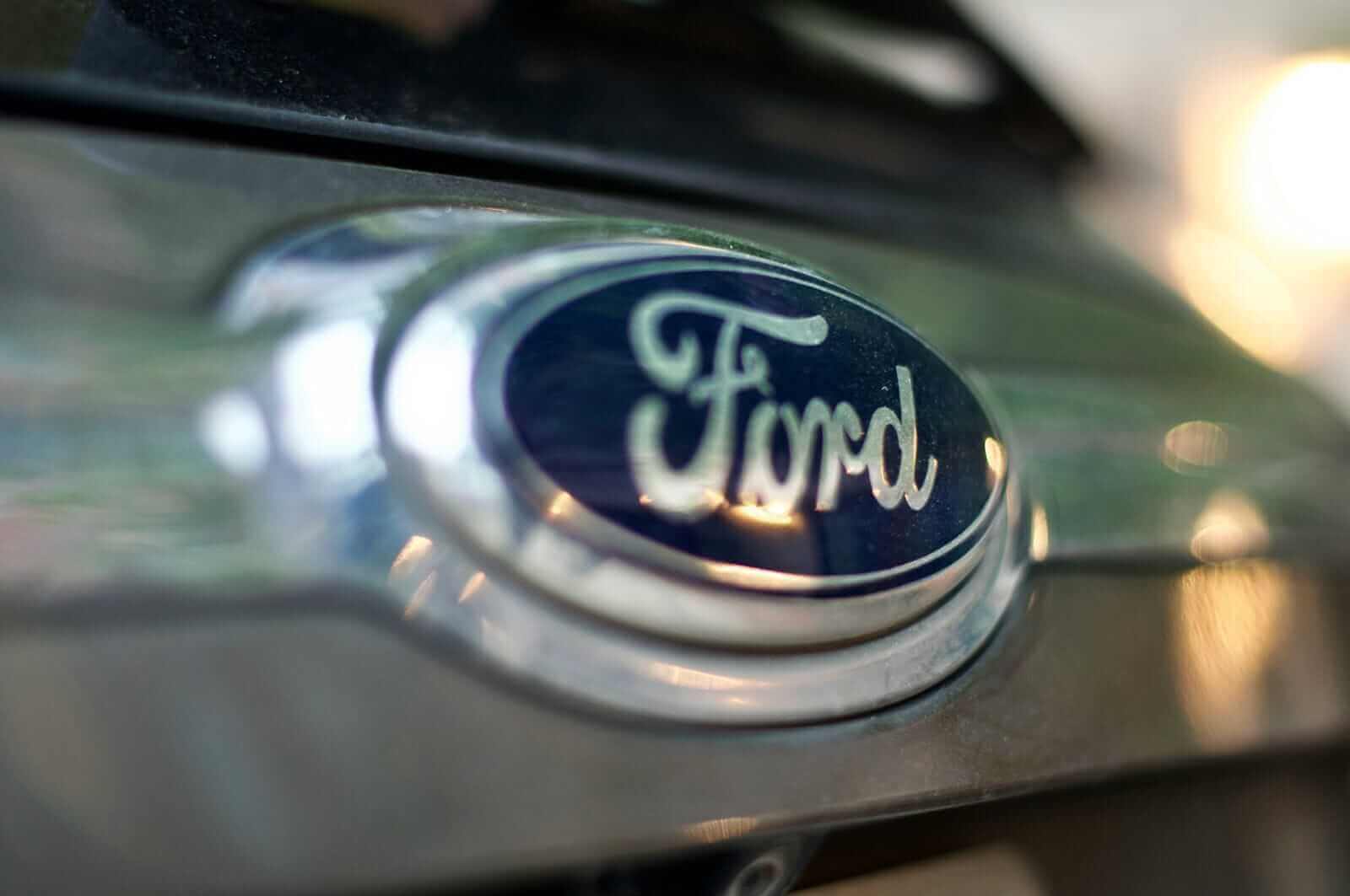 Ford hood by Dan Dennis via Unsplash