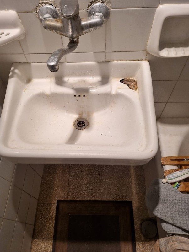 כיור דירתי.jpg כיור דירתי.jpg