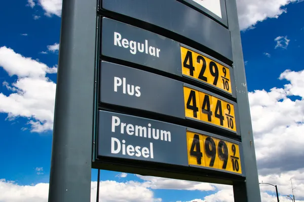 depositphotos_2352040-stock-photo-sky-high-gas-price-sign.jpg depositphotos_2352040-stock-photo-sky-high-gas-price-sign.jpg
