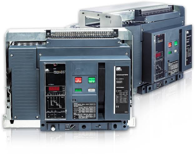 Air Circuit Breaker (ACB): Working Principle & Benefits