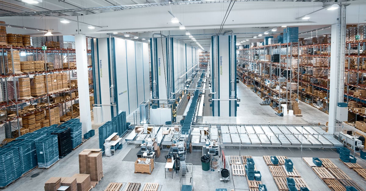 ASRS 101: Intro to Automated Storage and Retrieval Systems