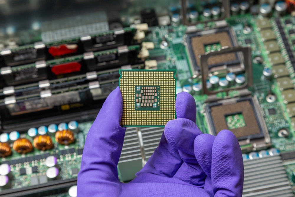 Types of Semiconductor Packaging and Their Properties