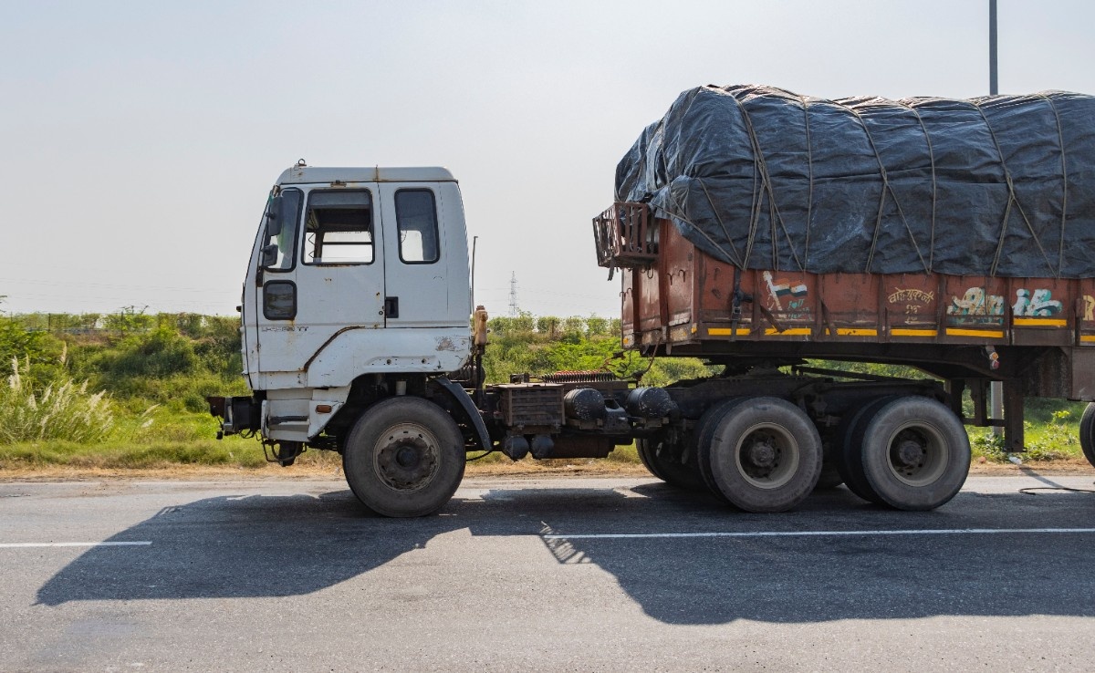 Partloadtruckshipping.jpg Partloadtruckshipping.jpg