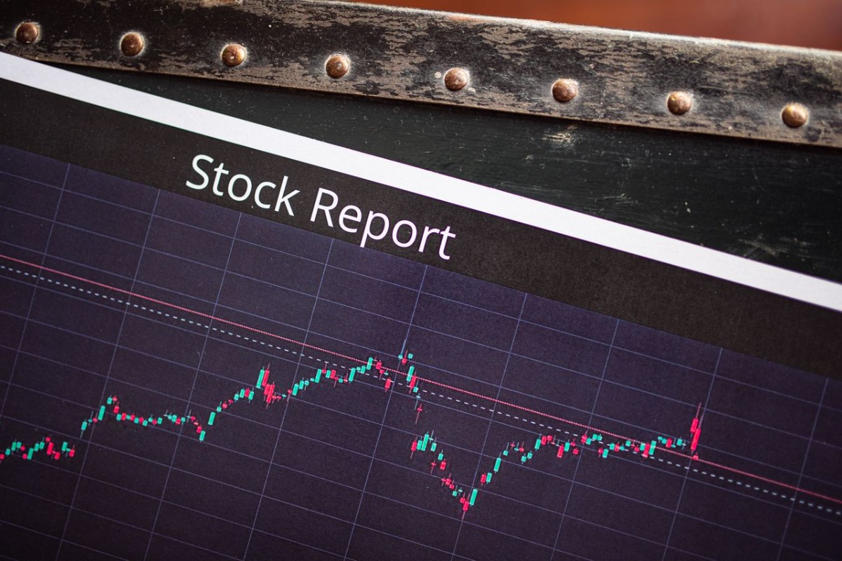 How To Know When To Sell An Overvalued Stock
