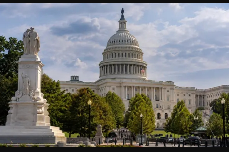 BofA Favors 'Risk-Off' For November; Reasons Go Beyond Midterm Elections
